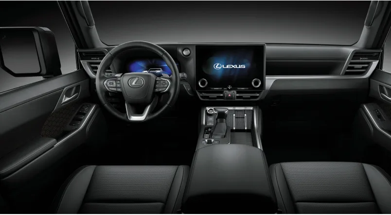 Khoang lái Lexus GX 550