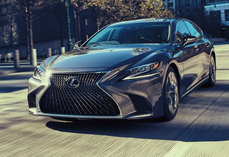 Lexus LS