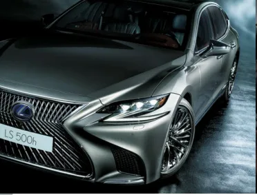 Lexus LS — lưới tản nhiệt