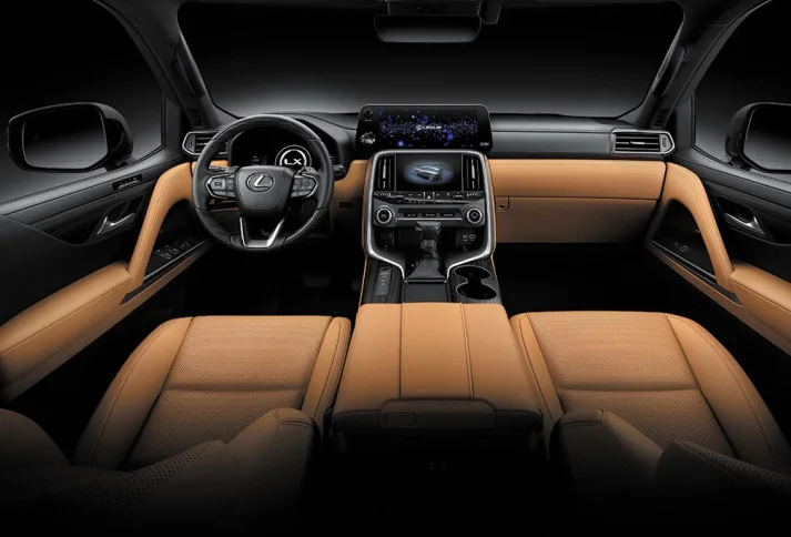 Lexus LX — khoang lái